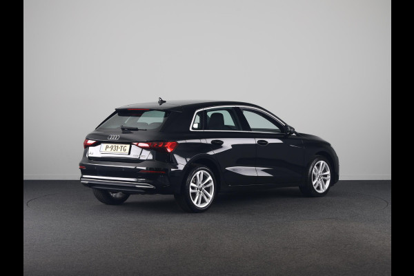 Audi A3 Sportback 30 TFSI Attitude 110 pk S-tronic | Navigatie | Parkeersensoren achter | Autom. airco | Cruise control | Apple Carplay/Android Auto |