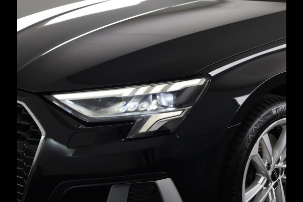 Audi A3 Sportback 30 TFSI Attitude 110 pk S-tronic | Navigatie | Parkeersensoren achter | Autom. airco | Cruise control | Apple Carplay/Android Auto |
