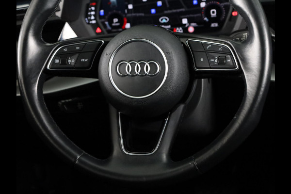 Audi A3 Sportback 30 TFSI Attitude 110 pk S-tronic | Navigatie | Parkeersensoren achter | Autom. airco | Cruise control | Apple Carplay/Android Auto |