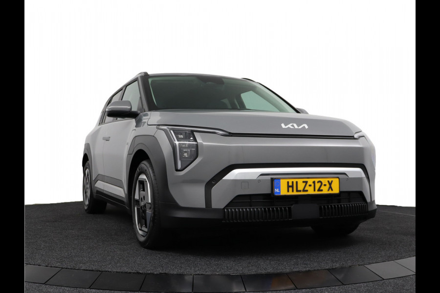 Kia EV3 Plus 81.4 kWh - Stoel/stuurwiel verwarming - Adaptieve Cruisecontrole - LED lampen - Fabrieksgarantie tot 04-2032