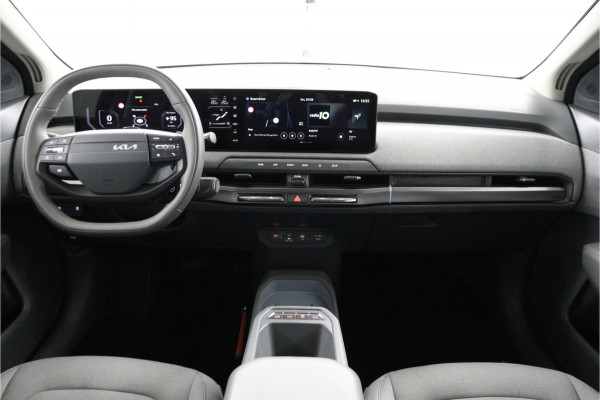 Kia EV3 Plus 81.4 kWh - Stoel/stuurwiel verwarming - Adaptieve Cruisecontrole - LED lampen - Fabrieksgarantie tot 04-2032