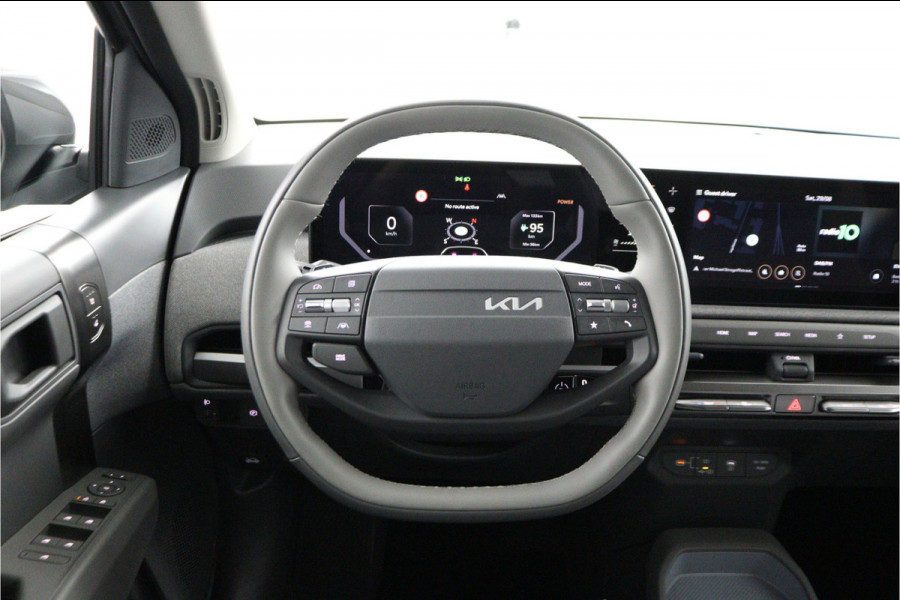 Kia EV3 Plus 81.4 kWh - Stoel/stuurwiel verwarming - Adaptieve Cruisecontrole - LED lampen - Fabrieksgarantie tot 04-2032
