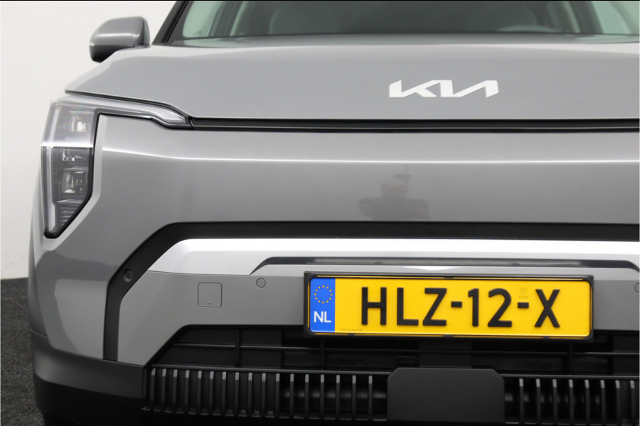 Kia EV3 Plus 81.4 kWh - Stoel/stuurwiel verwarming - Adaptieve Cruisecontrole - LED lampen - Fabrieksgarantie tot 04-2032