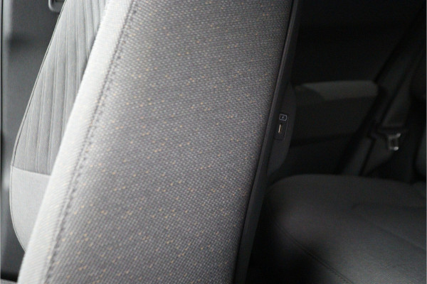 Kia EV3 Plus 81.4 kWh - Stoel/stuurwiel verwarming - Adaptieve Cruisecontrole - LED lampen - Fabrieksgarantie tot 04-2032