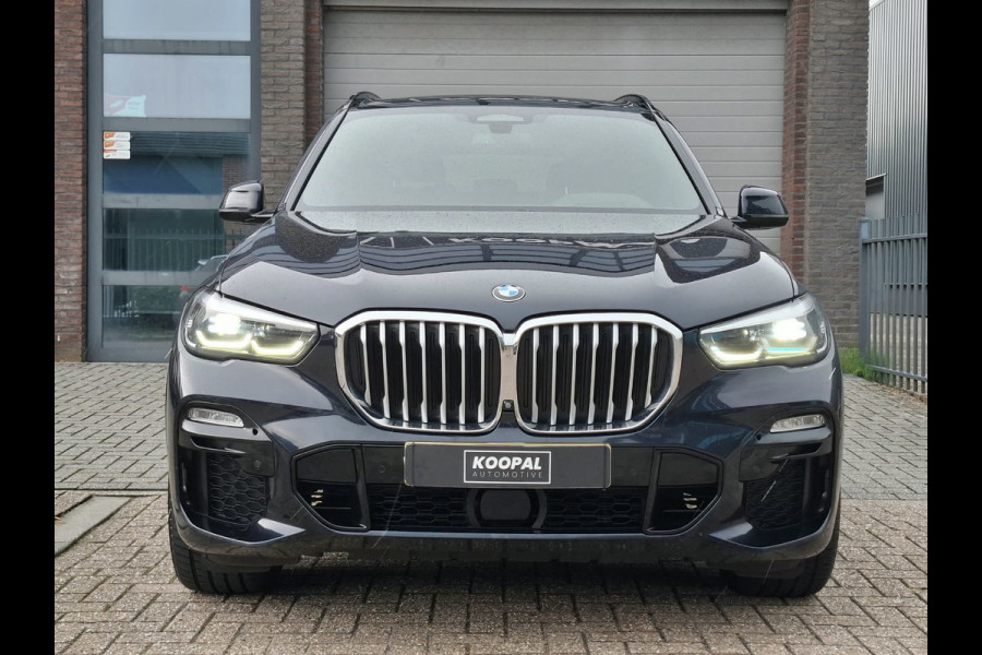 BMW X5 XDrive30d High Executive M-Sport | HUD | Pano | H/K | Trekhaak | Dealer Onderhouden