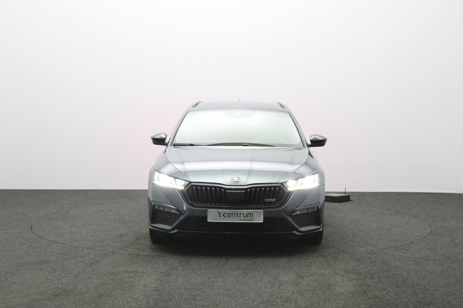 Škoda Octavia Combi 245 PK 1.4 TSI RS iV PHEV Business PHEV, Stoelverwarming, Carplay, Head-Up