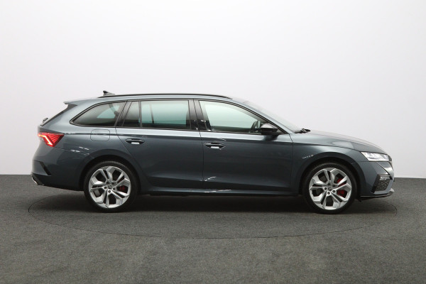 Škoda Octavia Combi 245 PK 1.4 TSI RS iV PHEV Business PHEV, Stoelverwarming, Carplay, Head-Up