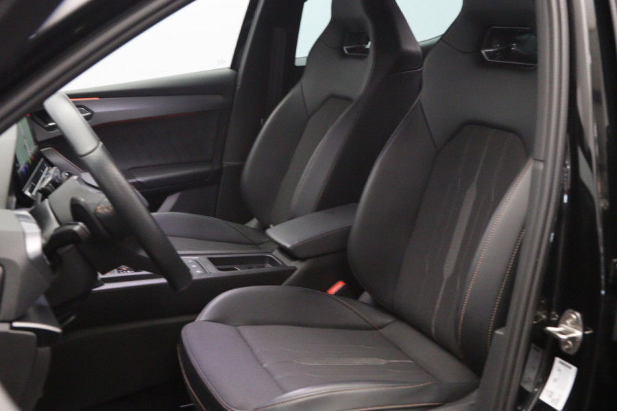 CUPRA Leon 1.4 e-Hybrid 204 PK Essential PHEV, Adap. Cruise Control, Stuurverwarming, Caprlay