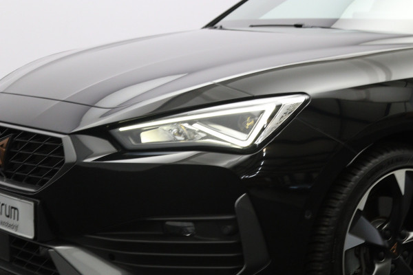 CUPRA Leon 1.4 e-Hybrid 204 PK Essential PHEV, Adap. Cruise Control, Stuurverwarming, Caprlay