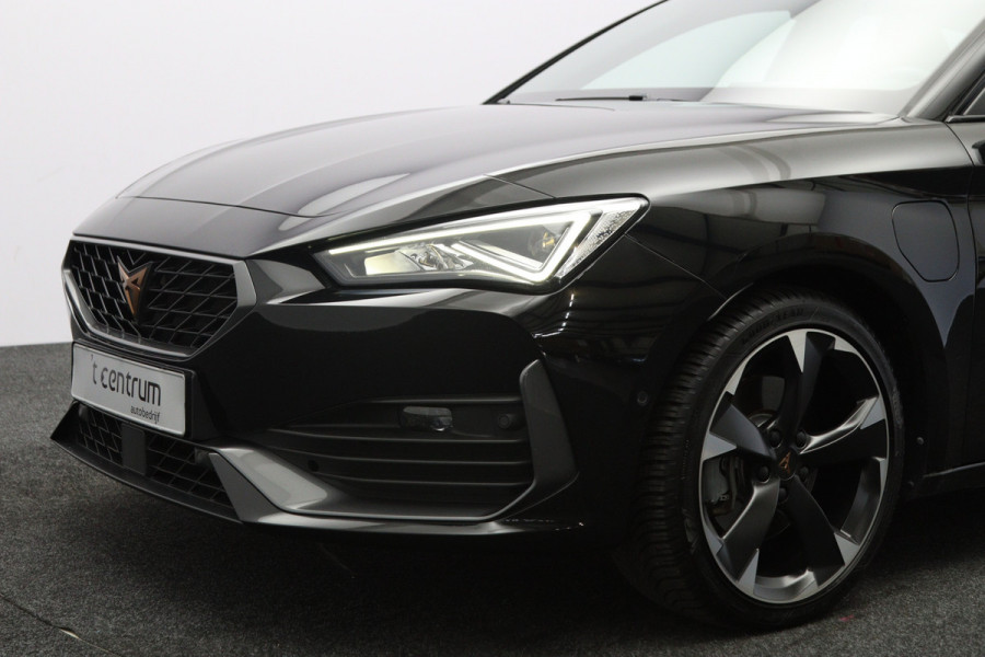 CUPRA Leon 1.4 e-Hybrid 204 PK Essential PHEV, Adap. Cruise Control, Stuurverwarming, Caprlay