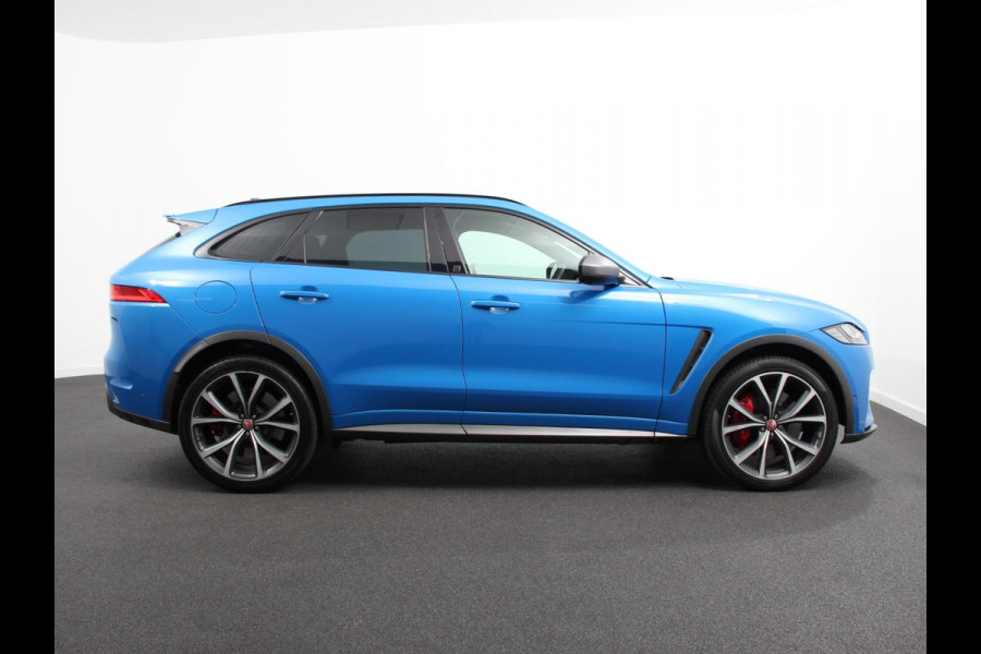 Jaguar F-Pace 5.0 V8 AWD SVR 551 pk Panorama dak Meridian sound Premium Pack Light Pack ACC Leder ADS 360 Camera Cruise control Parkeersensoren Elektrische kofferklep