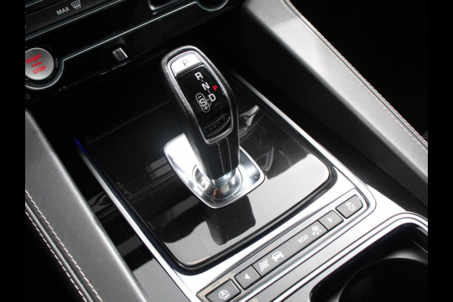 Jaguar F-Pace 5.0 V8 AWD SVR 551 pk Panorama dak Meridian sound Premium Pack Light Pack ACC Leder ADS 360 Camera Cruise control Parkeersensoren Elektrische kofferklep