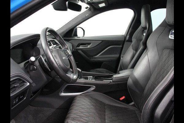 Jaguar F-Pace 5.0 V8 AWD SVR 551 pk Panorama dak Meridian sound Premium Pack Light Pack ACC Leder ADS 360 Camera Cruise control Parkeersensoren Elektrische kofferklep