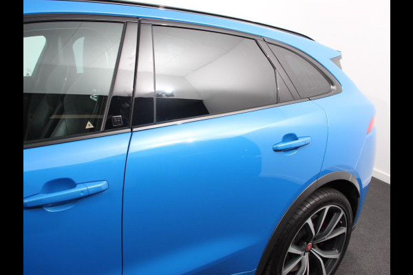 Jaguar F-Pace 5.0 V8 AWD SVR 551 pk Panorama dak Meridian sound Premium Pack Light Pack ACC Leder ADS 360 Camera Cruise control Parkeersensoren Elektrische kofferklep