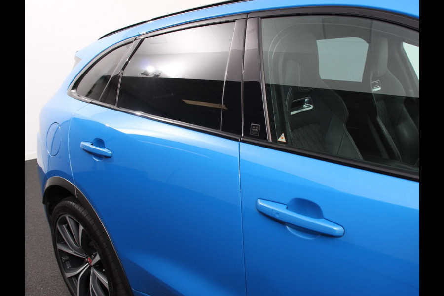 Jaguar F-Pace 5.0 V8 AWD SVR 551 pk Panorama dak Meridian sound Premium Pack Light Pack ACC Leder ADS 360 Camera Cruise control Parkeersensoren Elektrische kofferklep
