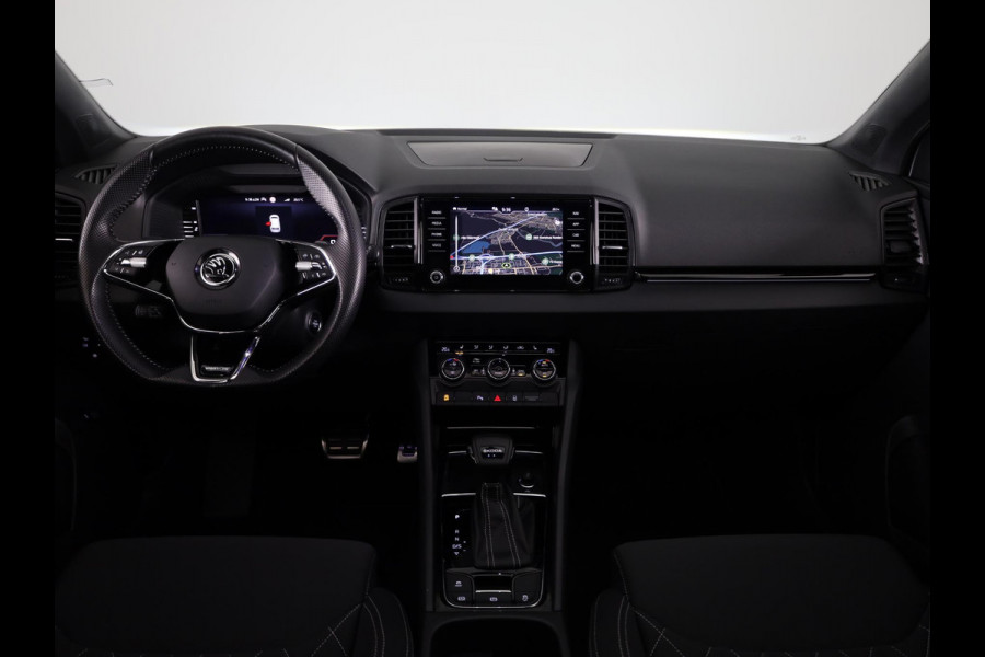Škoda Karoq 1.5 TSI ACT Sportline Business | Panorama schuifdak | Virtual pedal | Travel assist pakket | 230v en usb aansluiting