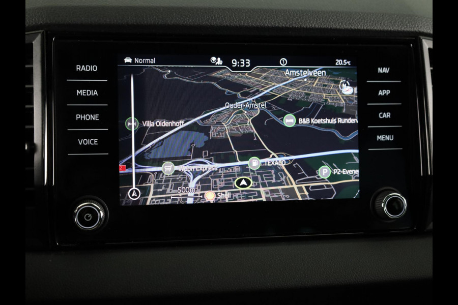 Škoda Karoq 1.5 TSI ACT Sportline Business | Panorama schuifdak | Virtual pedal | Travel assist pakket | 230v en usb aansluiting