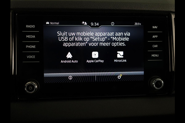 Škoda Karoq 1.5 TSI ACT Sportline Business | Panorama schuifdak | Virtual pedal | Travel assist pakket | 230v en usb aansluiting