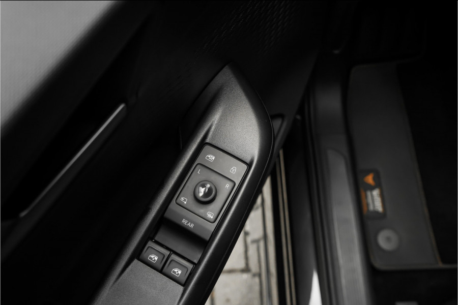 CUPRA Born 62 kWh Pano ACC Keyless Stoelmassage Camera