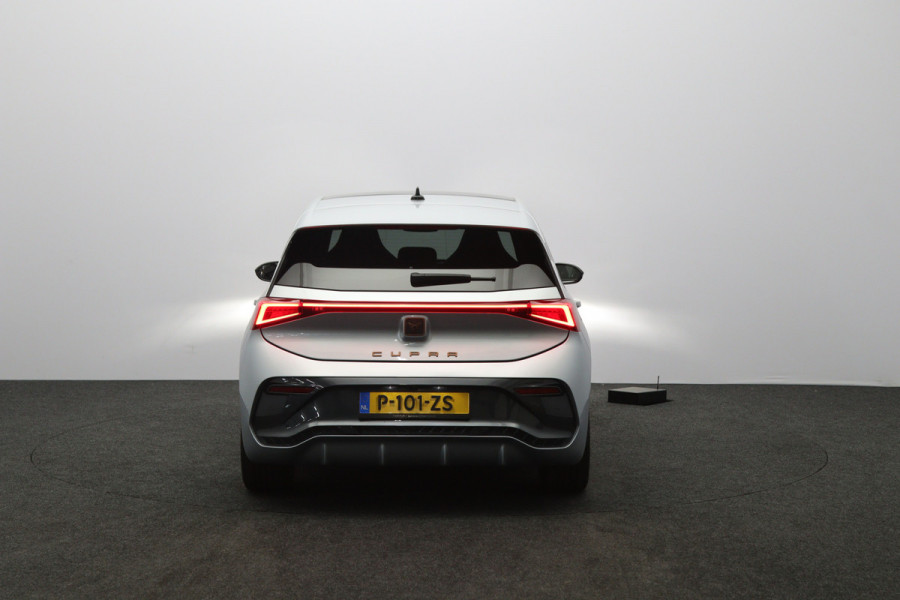 CUPRA Born 204 PK Adrenaline One 62 kWh, SOH 93 %, Panoramadak, Stoelverwarming, Carplay, Adap. Cruise Control