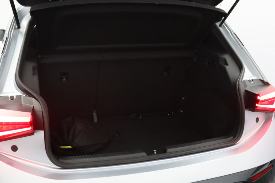 CUPRA Born 204 PK Adrenaline One 62 kWh, SOH 93 %, Panoramadak, Stoelverwarming, Carplay, Adap. Cruise Control
