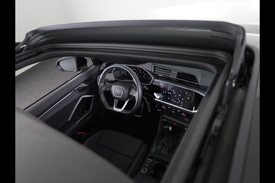 Audi Q3 45 TFSI e S edition 245pk | Panoramdak | Dode hoek detectie | Parkeercamera | Elektrisch bedienbare achterklep | S-line interieur
