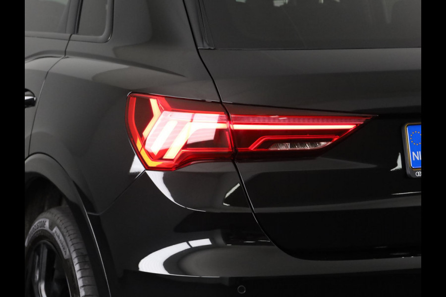 Audi Q3 45 TFSI e S edition 245pk | Panoramdak | Dode hoek detectie | Parkeercamera | Elektrisch bedienbare achterklep | S-line interieur