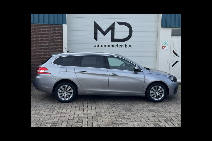 Peugeot 308 SW 1.2 Automaat - Trekhaak - LED - Panorama dak