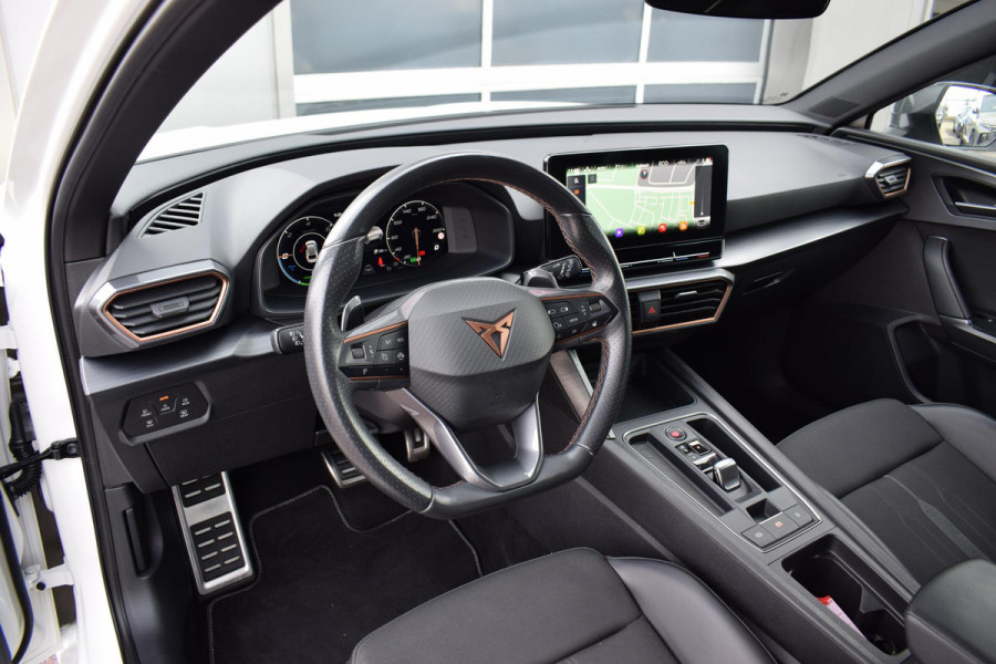 CUPRA Leon Sportstourer 1.4 e-Hybrid VZ Business | 245 PK | Half Leer | Apple CarPlay | Stuurverwarming