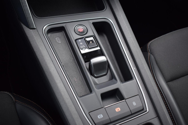 CUPRA Leon Sportstourer 1.4 e-Hybrid VZ Business | 245 PK | Half Leer | Apple CarPlay | Stuurverwarming
