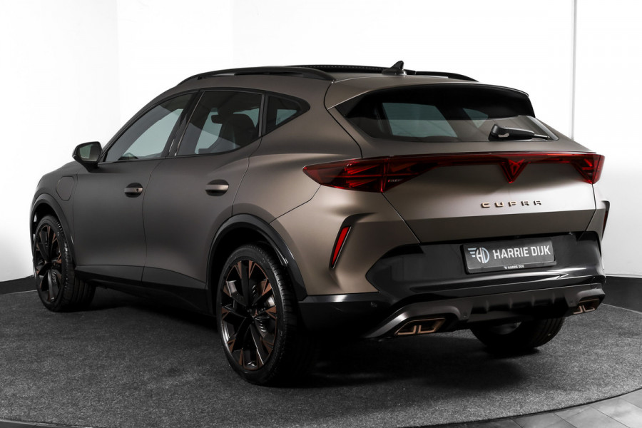 CUPRA Formentor 1.5 TSI e-Hybrid 272 PK VZ Extreme | Bronze Matt | S/K-Panodak | Sennheiser | Elek. stoelen | Matrix LED | Adapt. Cruise | Stoel-+stuurverw. | Camera | NAV+App. Connect | Elek. Klep | LM 19" | 0583