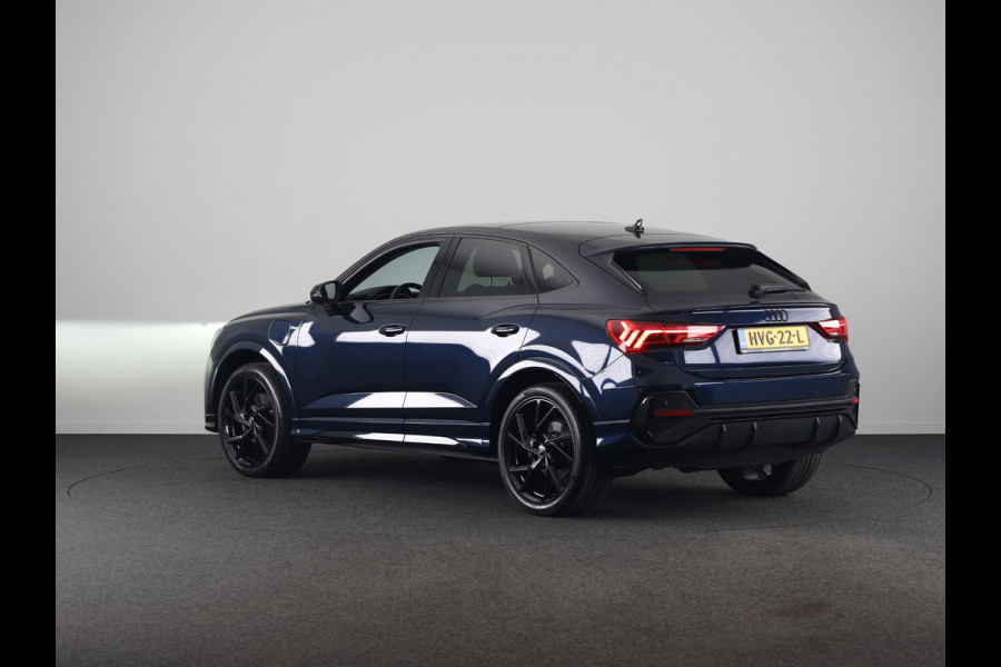 Audi Q3 Sportback 45 TFSI e S Edition 245 pk S-tronic | Navigatie | Panoramadak | Parkeersensoren | Adaptieve cruise control | S-Line interieur