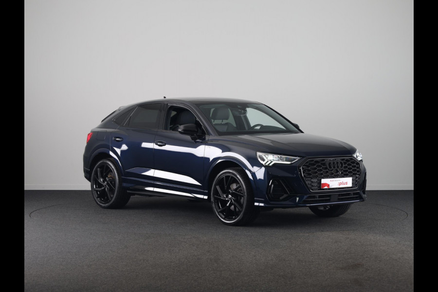 Audi Q3 Sportback 45 TFSI e S Edition 245 pk S-tronic | Navigatie | Panoramadak | Parkeersensoren | Adaptieve cruise control | S-Line interieur