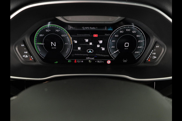 Audi Q3 Sportback 45 TFSI e S Edition 245 pk S-tronic | Navigatie | Panoramadak | Parkeersensoren | Adaptieve cruise control | S-Line interieur