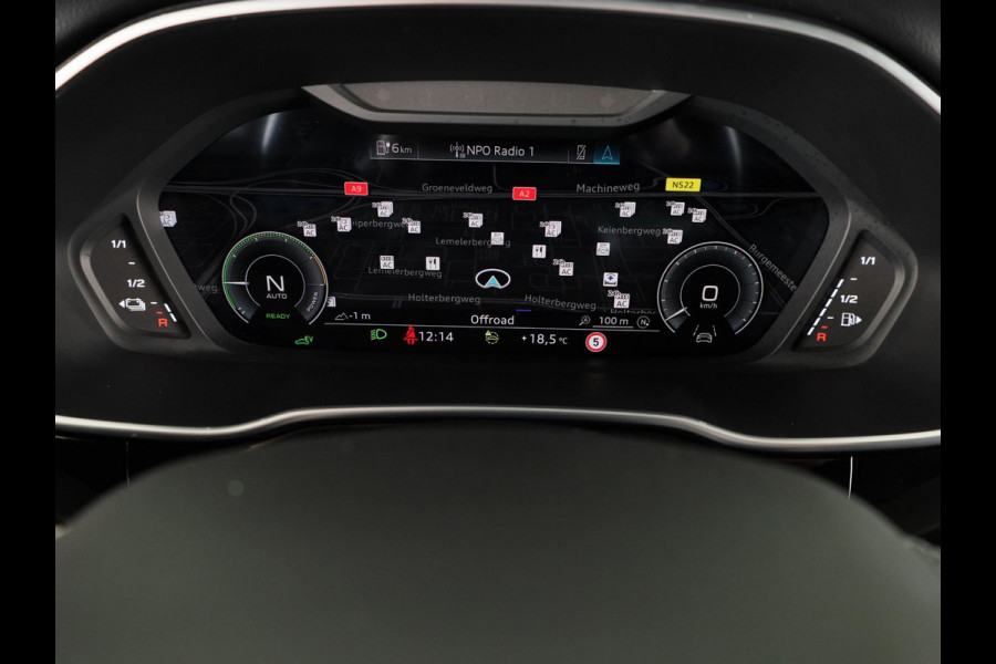 Audi Q3 Sportback 45 TFSI e S Edition 245 pk S-tronic | Navigatie | Panoramadak | Parkeersensoren | Adaptieve cruise control | S-Line interieur