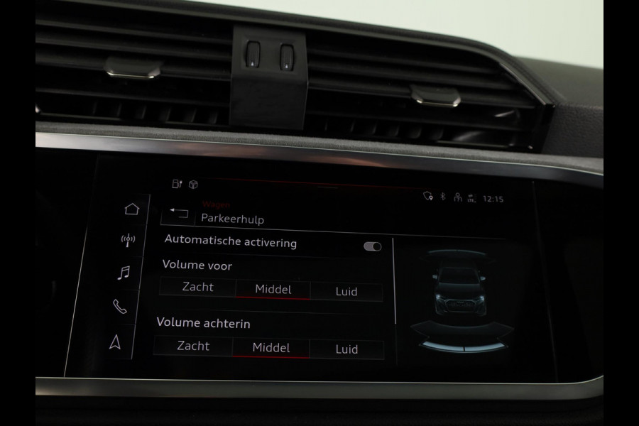 Audi Q3 Sportback 45 TFSI e S Edition 245 pk S-tronic | Navigatie | Panoramadak | Parkeersensoren | Adaptieve cruise control | S-Line interieur