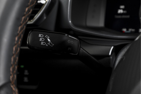 CUPRA Formentor 1.5 TSI e-Hybrid 272 PK VZ Extreme | Maxton Design | Bronze Matt | S/K-Panodak | Sennheiser | Elek. stoelen | Matrix LED | Adapt. Cruise | Stoel-+stuurverw. | Camera | NAV+App. Connect | Elek. Klep | LM 19" | 8666