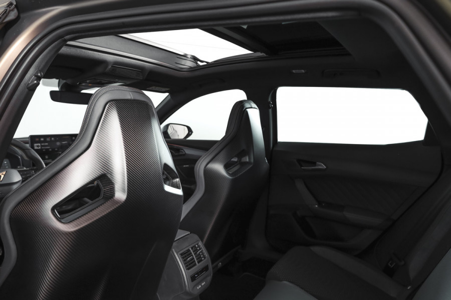 CUPRA Formentor 1.5 TSI e-Hybrid 272 PK VZ Extreme | Maxton Design | Bronze Matt | S/K-Panodak | Sennheiser | Elek. stoelen | Matrix LED | Adapt. Cruise | Stoel-+stuurverw. | Camera | NAV+App. Connect | Elek. Klep | LM 19" | 8666