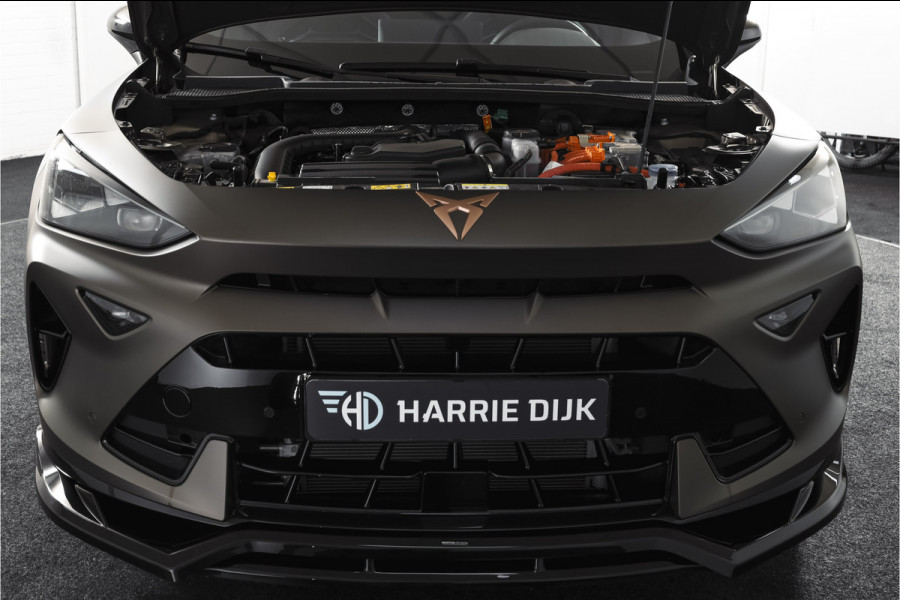 CUPRA Formentor 1.5 TSI e-Hybrid 272 PK VZ Extreme | Maxton Design | Bronze Matt | S/K-Panodak | Sennheiser | Elek. stoelen | Matrix LED | Adapt. Cruise | Stoel-+stuurverw. | Camera | NAV+App. Connect | Elek. Klep | LM 19" | 8666