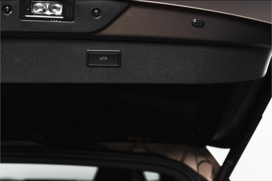 CUPRA Formentor 1.5 TSI e-Hybrid 272 PK VZ Extreme | Maxton Design | Bronze Matt | S/K-Panodak | Sennheiser | Elek. stoelen | Matrix LED | Adapt. Cruise | Stoel-+stuurverw. | Camera | NAV+App. Connect | Elek. Klep | LM 19" | 8666
