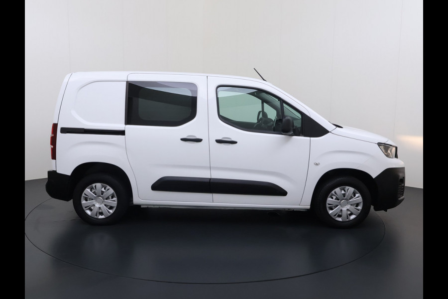 Peugeot Partner 1.2 PureTech BENZINE Premium Airco, Cruise Control, EX Lease