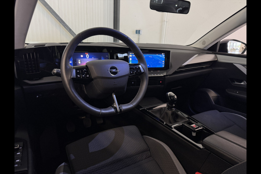 Opel Astra Sports Tourer 1.2 TURBO BUSINESS EDITION CAMERA/NAVI/CARPLAY