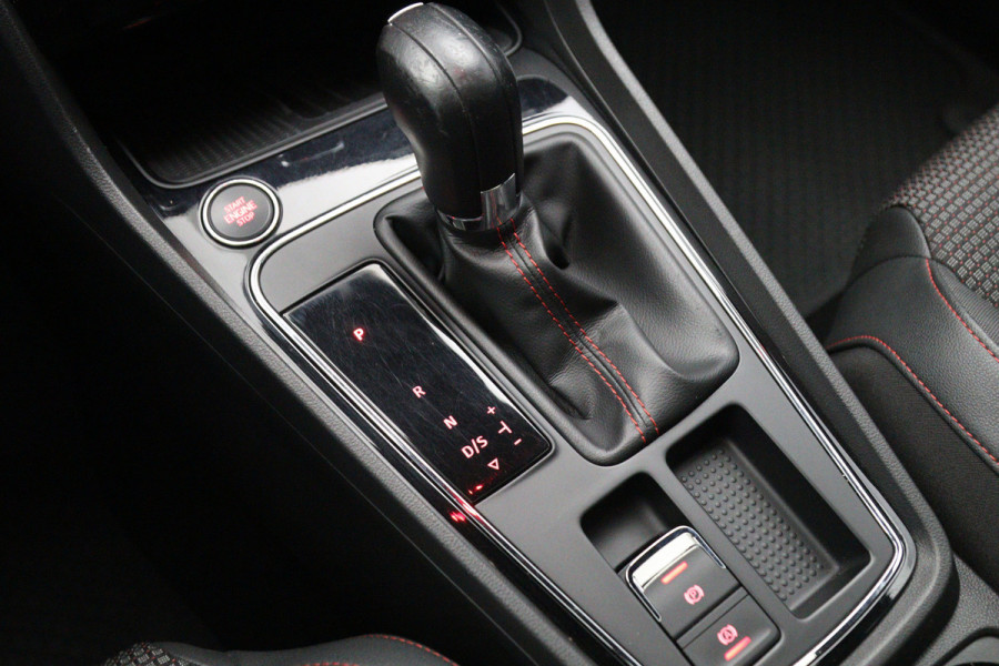 Seat Leon ST 2.0 TSI 190 PK Automaat FR Business Intense, Carplay, Panoramadak, Camera