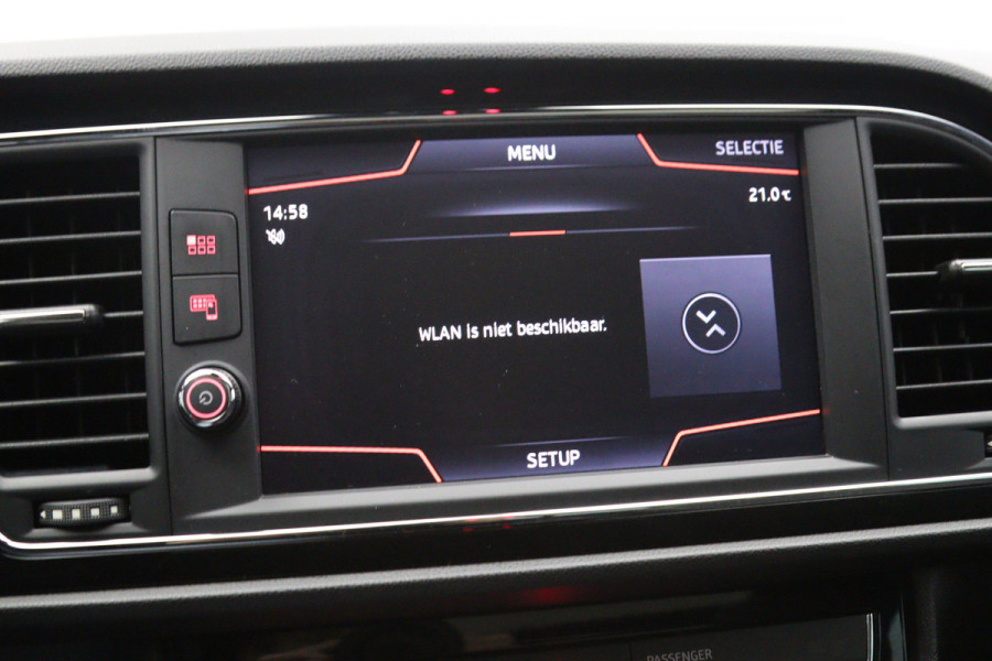 Seat Leon ST 2.0 TSI 190 PK Automaat FR Business Intense, Carplay, Panoramadak, Camera