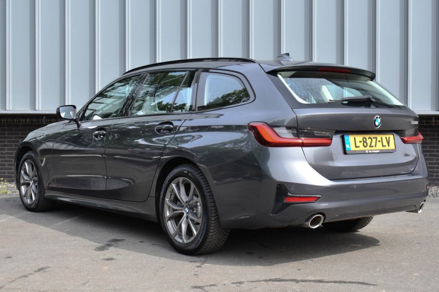 BMW 3 Serie Touring 330i High Executive Aut. | Sfeerverl | Stoelverwarming | Navi | Deal. OH
