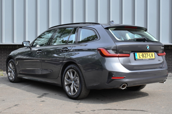 BMW 3 Serie Touring 330i High Executive Aut. | Sfeerverl | Stoelverwarming | Navi | Deal. OH