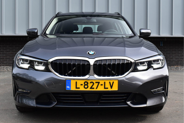 BMW 3 Serie Touring 330i High Executive Aut. | Sfeerverl | Stoelverwarming | Navi | Deal. OH