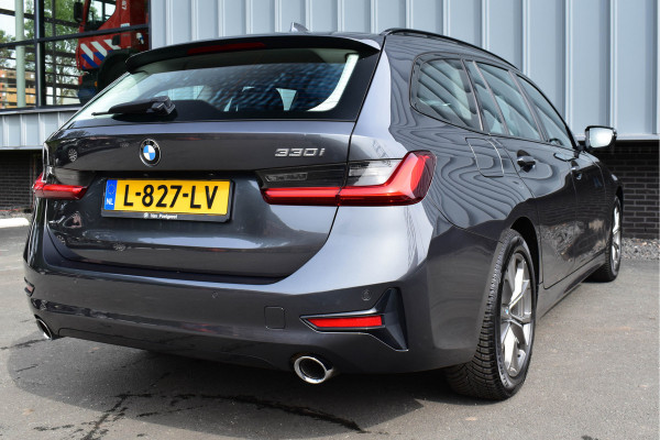BMW 3 Serie Touring 330i High Executive Aut. | Sfeerverl | Stoelverwarming | Navi | Deal. OH