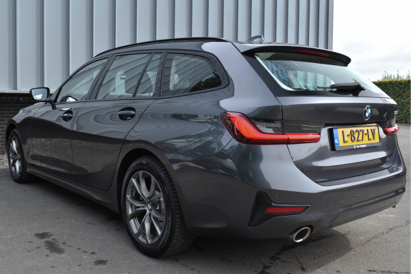 BMW 3 Serie Touring 330i High Executive Aut. | Sfeerverl | Stoelverwarming | Navi | Deal. OH