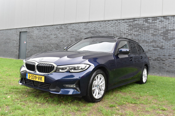BMW 3 Serie Touring 330e Business Edition Plus Plugin-hybride Pano Leder